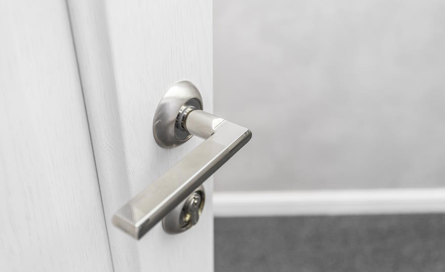 moderna handtag kan i vissa fall kännas själlösa och oinspirerande gentemot ett klassiskt sekelskifteshandtag
